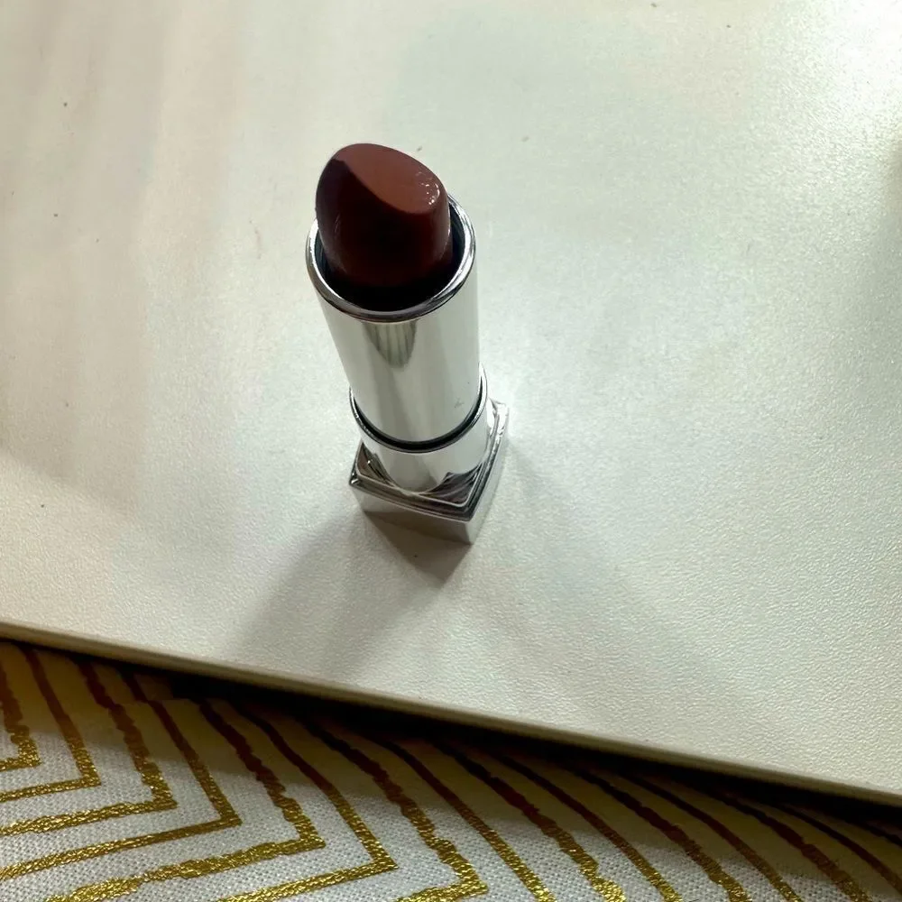 Maybelline New York Toasted Truffle Matte Lipstick 570 New